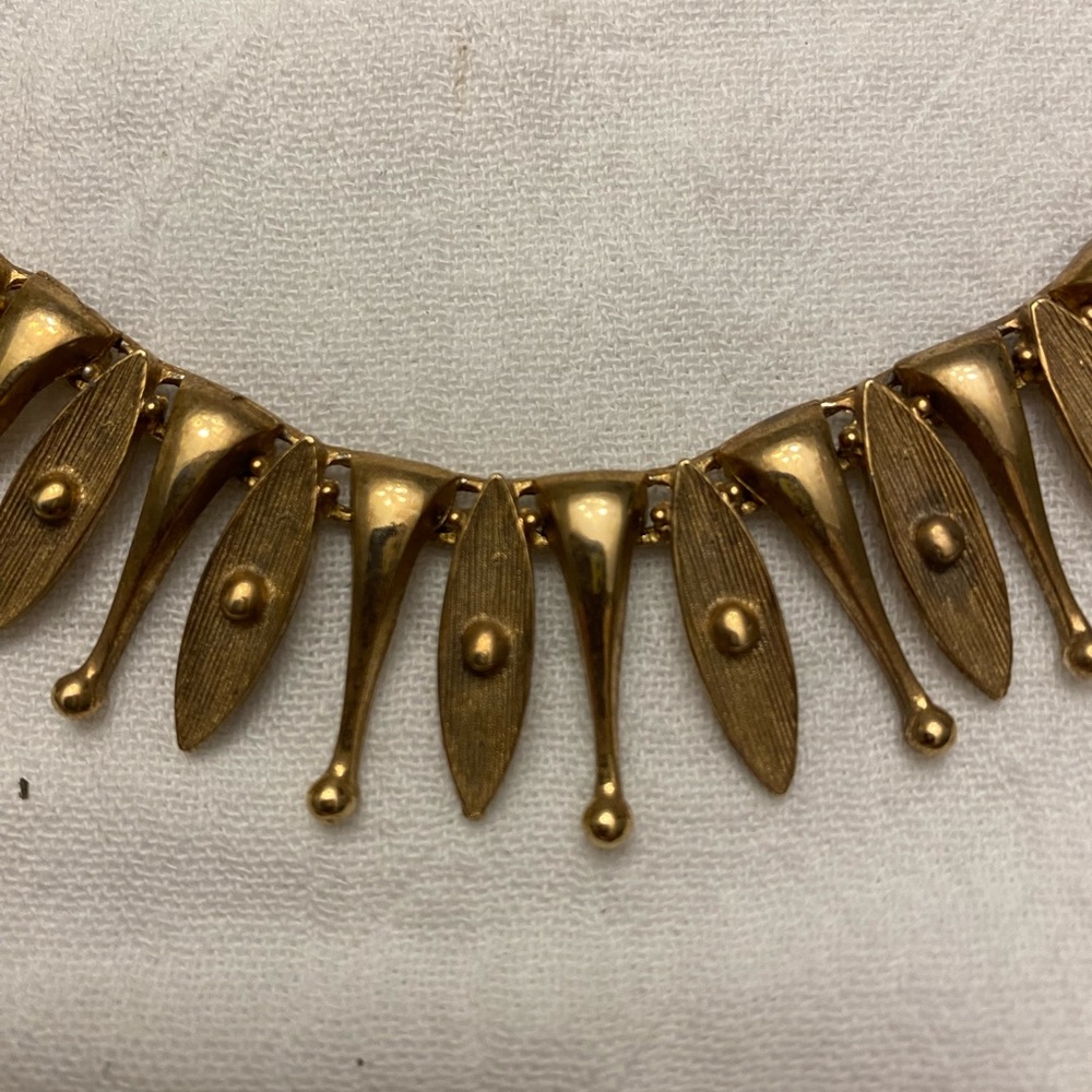 Vintage Sarah Coventry Signed Egyptian Goddess Necklace - Picture 2 of 10